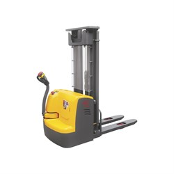 Самоходный электрический штабелер Xilin XILIN CDDR15-III - фото 15659767