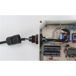 Трехполюсный водостойкий разъем TTAF Elektronik WPP-0302M20 - фото 17171517