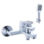 Монолитный смеситель для ванны DIADONNA D87-330114W