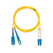 Переходной волоконно-оптический шнур NIKOMAX NMF-PC2S2C2-SCU-LCU-003